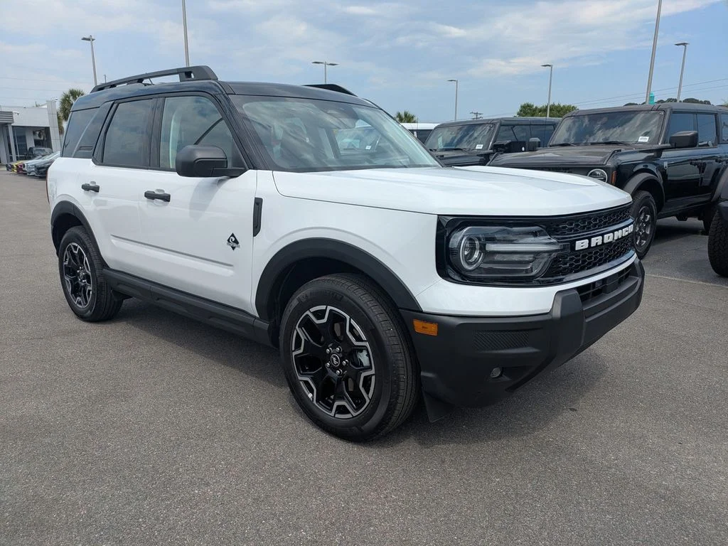 New 2026 Oxford White Ford Outer Banks image 2
