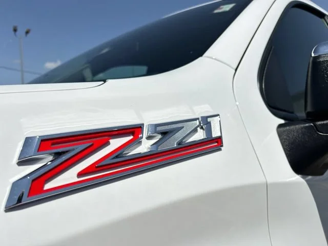 2026 Chevrolet Silverado 1500 LT - Photo 14