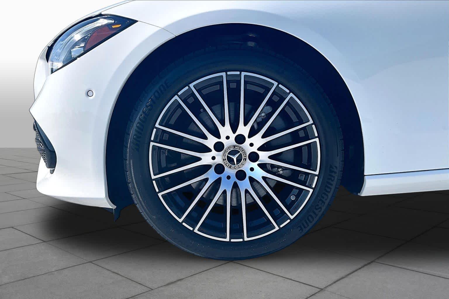 2025 Mercedes-Benz C-Class Sedan C 300 - Photo 11