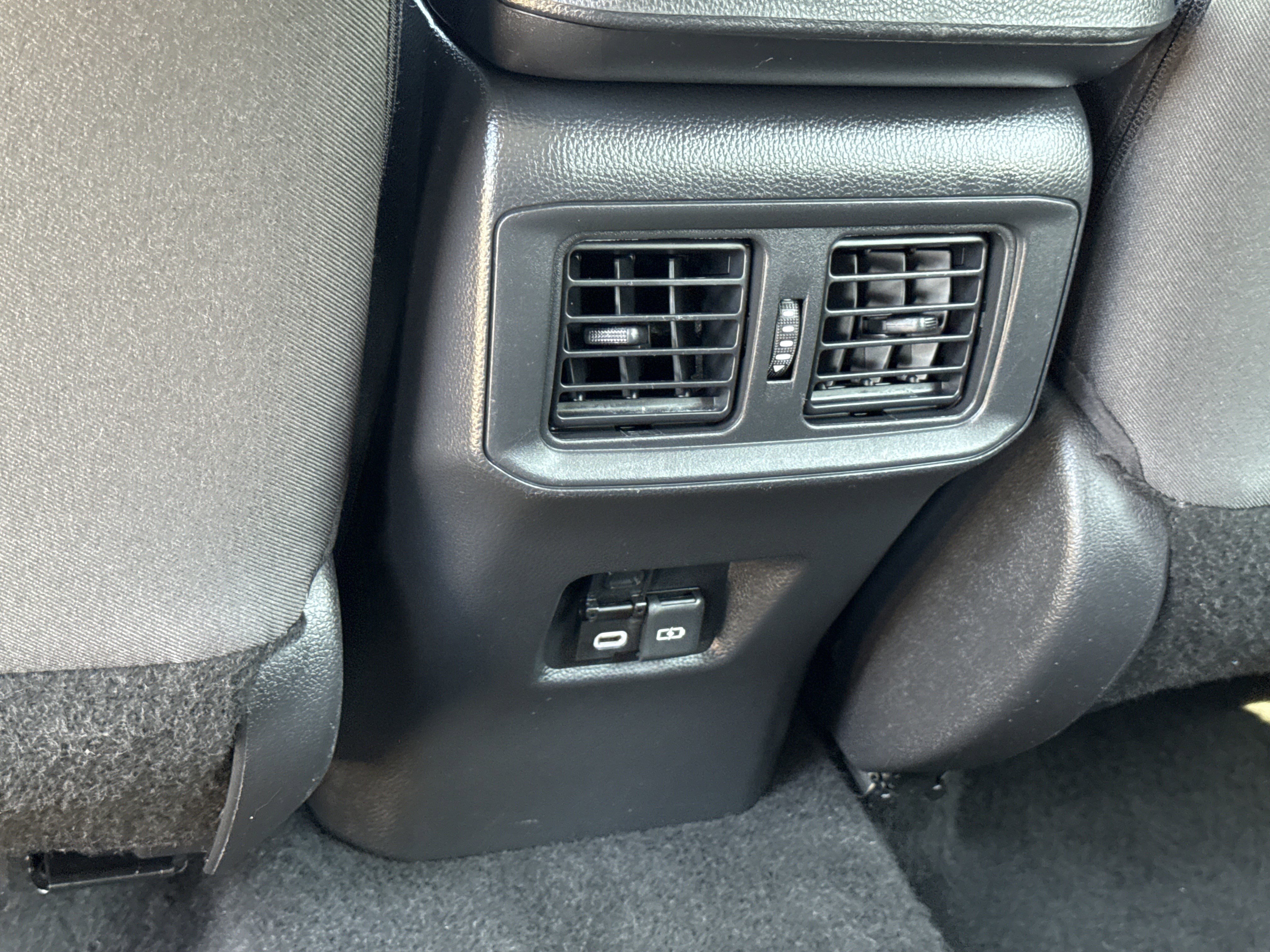 Used 2024 Ice Cap Toyota XLE image 14