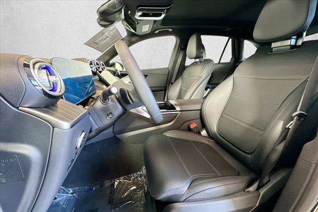 New 2026 Black Mercedes-Benz GLC 300 image 48
