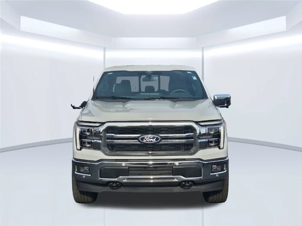 New 2026 White Ford Lariat image 15
