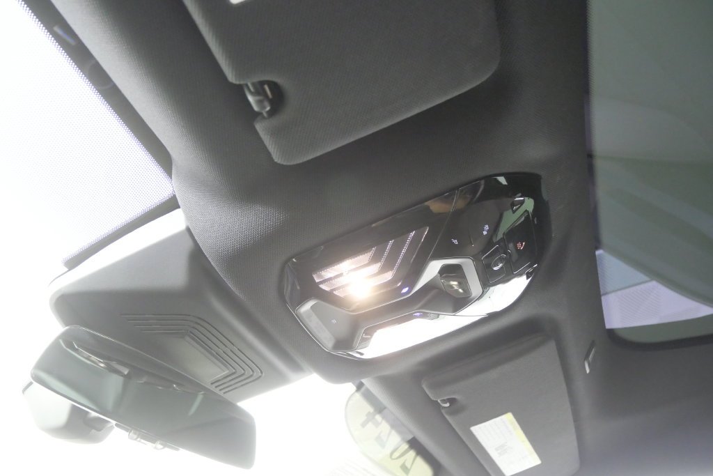 Certified Used 2024 Alpine White BMW xDrive50 image 22