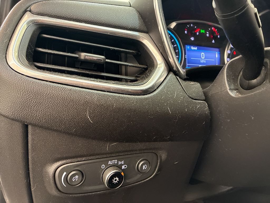 Used 2020 White Chevrolet LT image 25