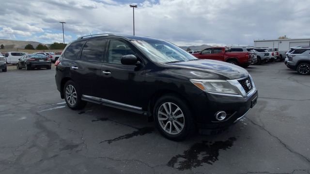 Used 2016 Nissan Pathfinder SL with VIN 5N1AR2MM5GC662907 for sale in Elko, NV