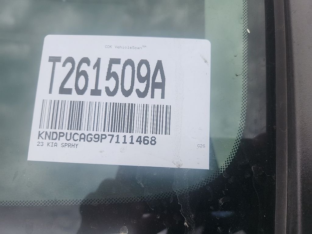 Used 2023 Black Kia LX image 5