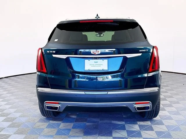 New 2026 Emerald Lake Metallic Cadillac Premium Luxury image 20