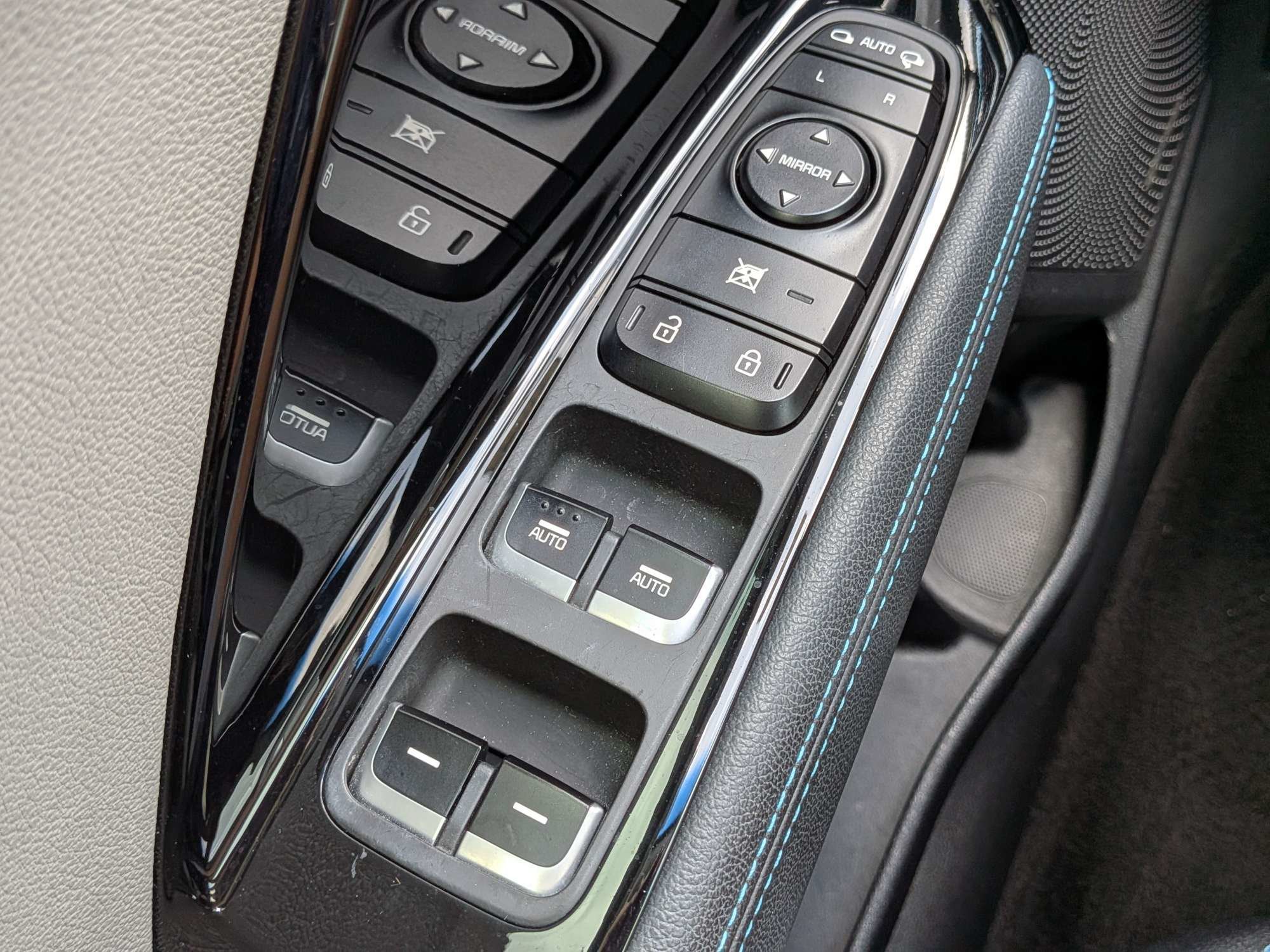 Used 2017 Metal Stream Kia Touring image 30