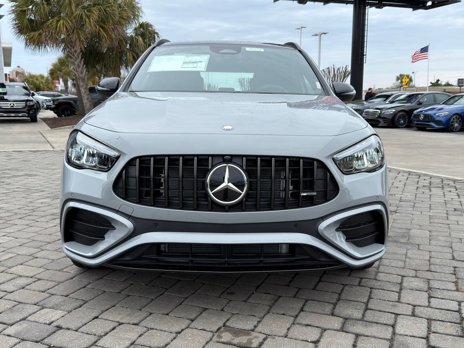 New 2026 MANUFAKTUR Alpine Gray Mercedes-Benz GLA 35 AMG® image 31