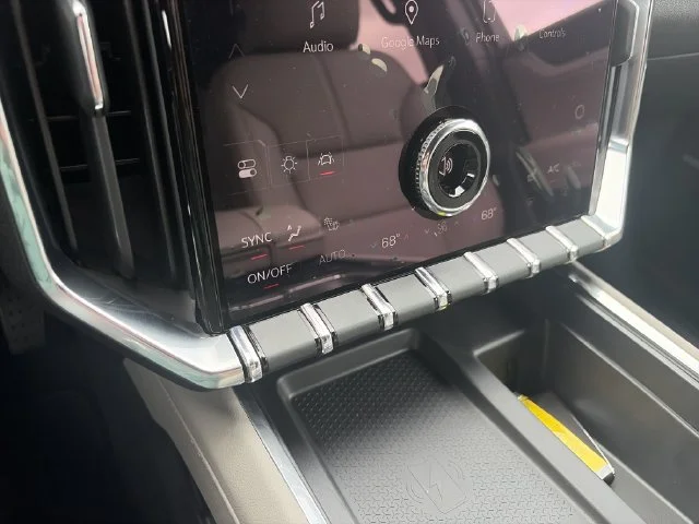 New 2027 Black GMC Elevation image 20