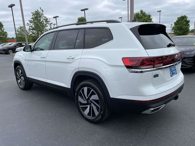 New 2026 White Volkswagen 2.0T SE w/Technology image 4