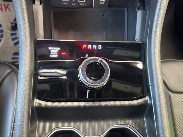 Used 2025 Metallic Jeep Limited image 34