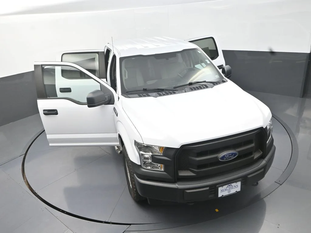 Used 2017 White Ford XL image 30