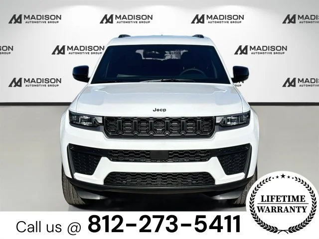 New 2027 White Jeep Laredo Altitude image 2