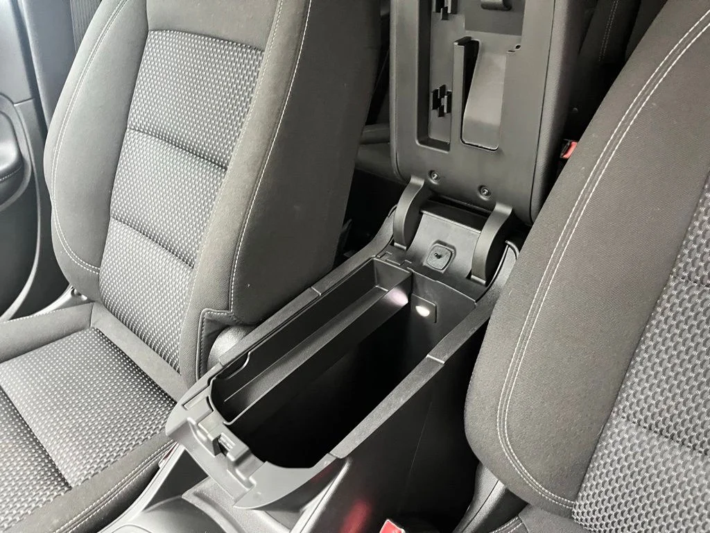 Used 2023 Red GMC SLE image 30