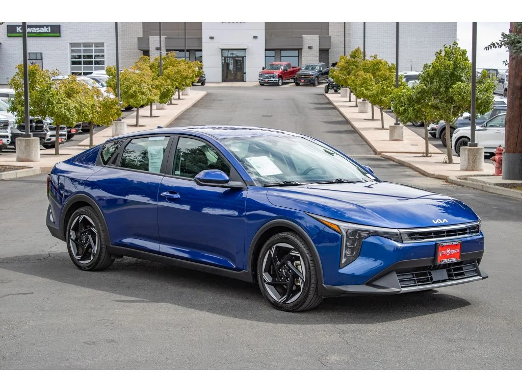 Used 2025 Deep Sea Blue Kia EX image 2