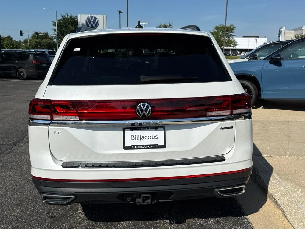 Used 2026 Opal White Volkswagen 2.0T SE w/Technology image 5