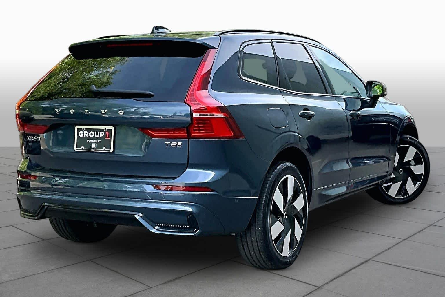 Certified Used 2025 Denim Blue Volvo Plus image 13