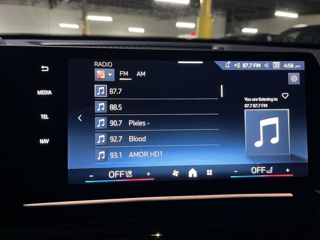 Used 2026 Gray BMW xDrive28i image 16