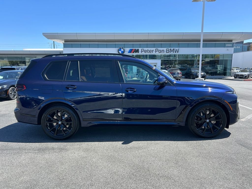 New 2027 Tanzanite Blue II Metallic BMW xDrive40i image 6