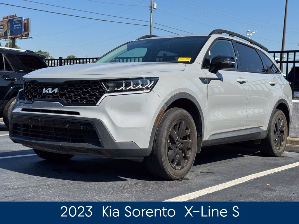 Used 2023 Gray Kia X-Line S image 3