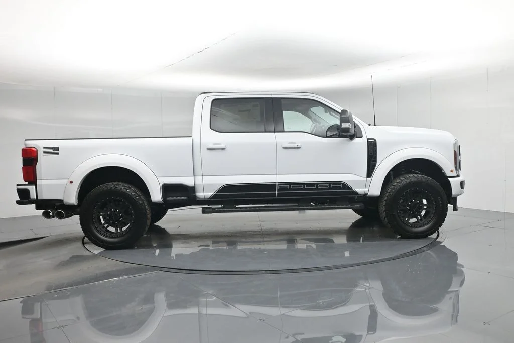 New 2026 Oxford White Ford Lariat image 29