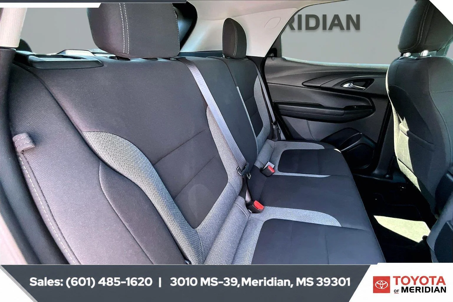 Used 2025 Mosaic Black Metallic Chevrolet LT image 20