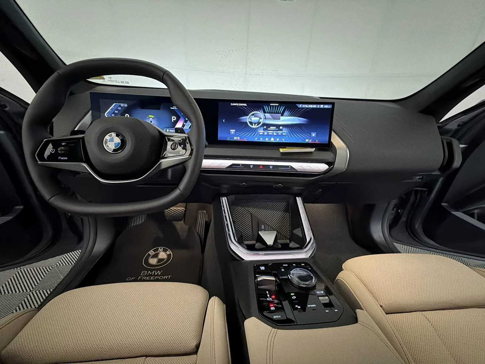 Used 2026 Skyscraper Grey Metallic BMW 30 xDrive image 16