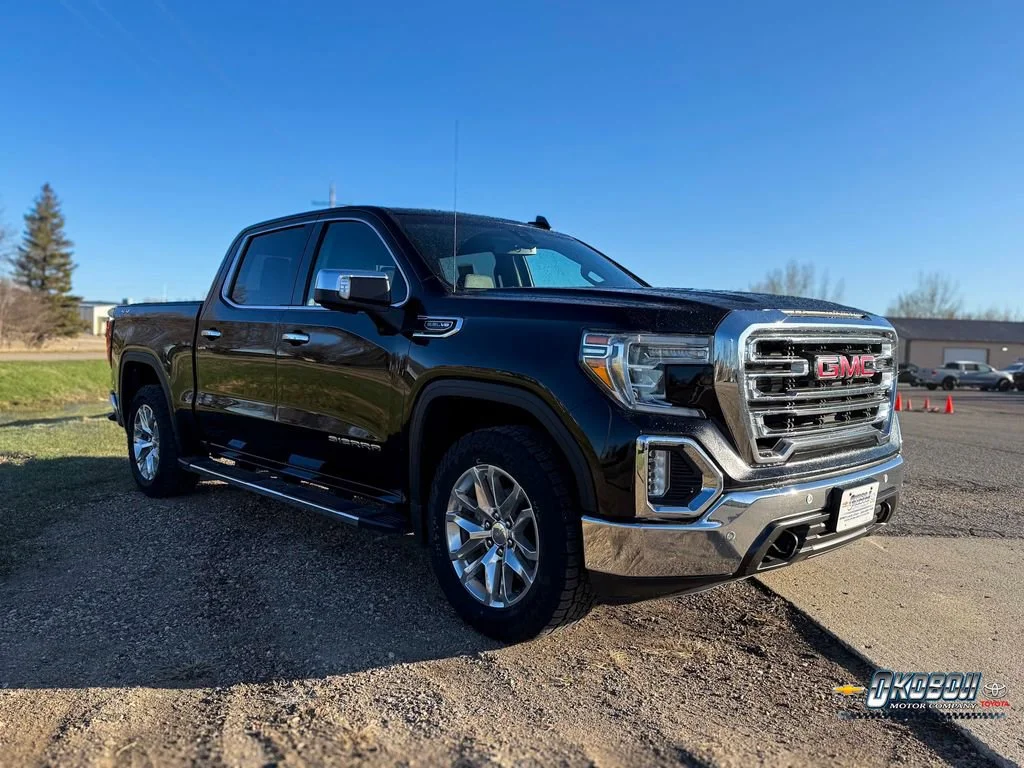 2020 GMC Sierra 4WD Crew Cab Short Box SLT's photo