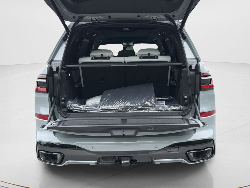 New 2026 Brooklyn Grey Metallic BMW xDrive40i image 18