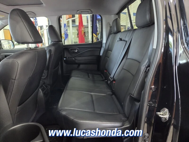 Used 2019 Black Honda RTL-T 2WD image 8