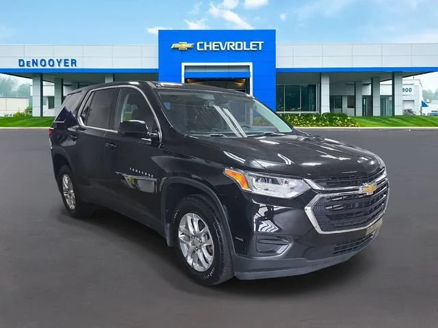 Used 2019 MOSAIC BLACK METALLIC Chevrolet LS image 3