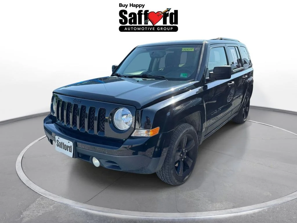 Used 2015 Black Jeep Sport image 1
