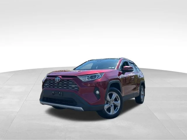 Used 2021 Red Toyota Limited image 35