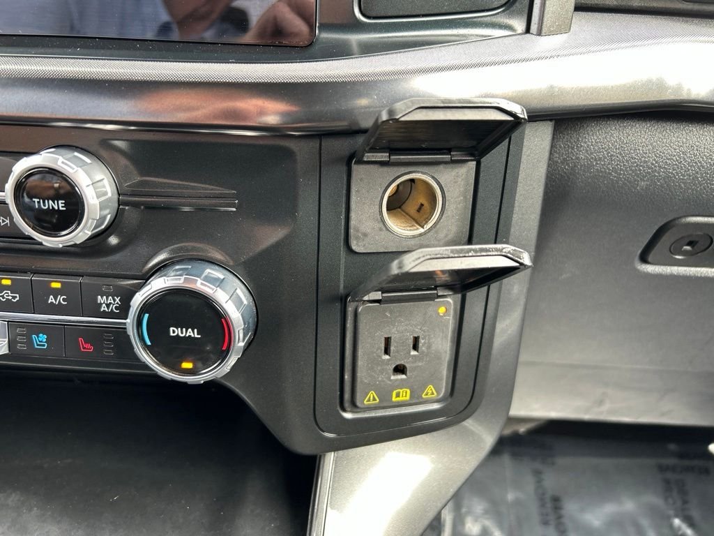 Used 2022 Oxford White Ford Tremor image 28