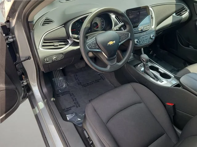 Used 2024 Sterling Gray Metallic Chevrolet 1LT image 19