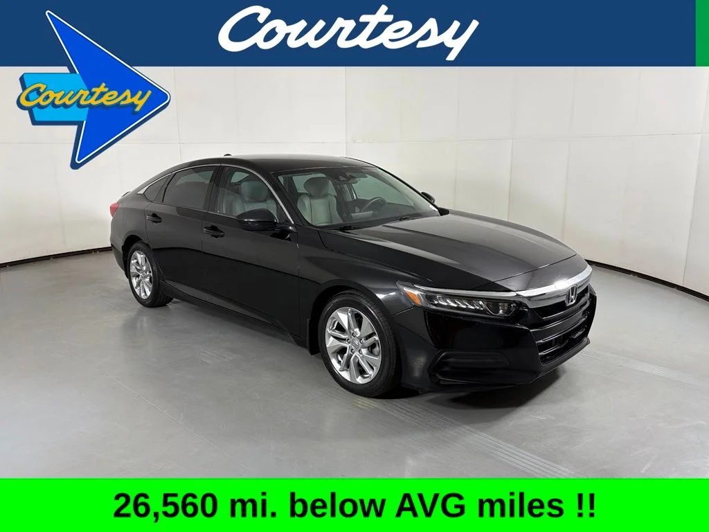 Used 2018  Honda LX image 1