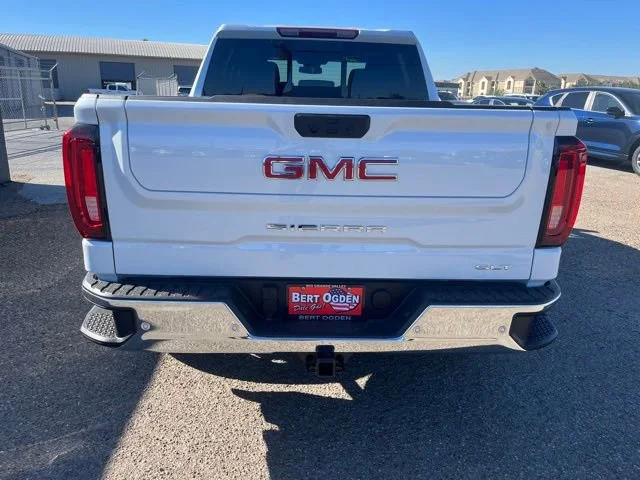 2026 GMC Sierra 1500 SLT - Photo 6