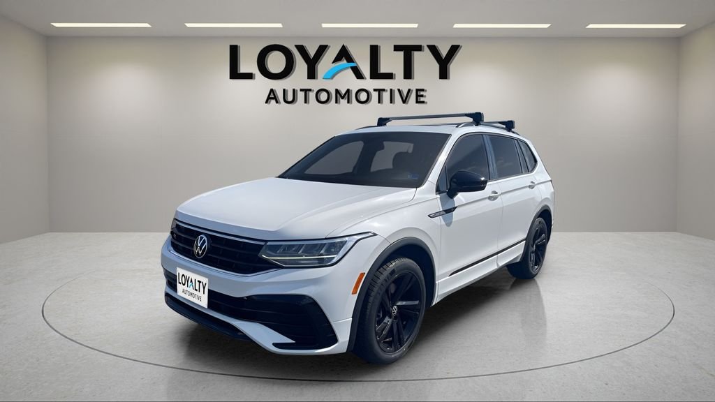 2023 Volkswagen Tiguan SE R-LINE BLACK