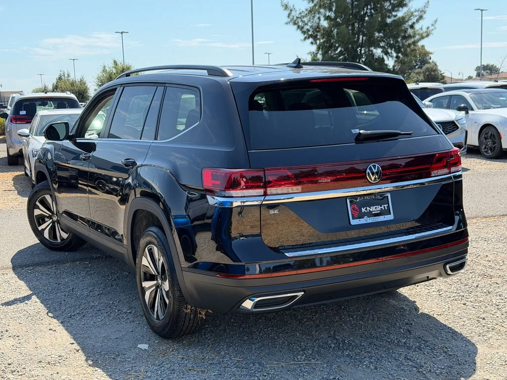 New 2026 Deep Black Pearl Volkswagen 2.0T SE image 9