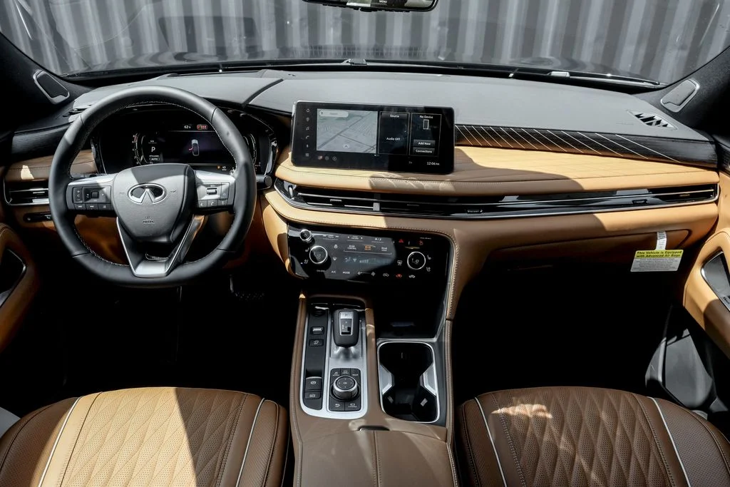 New 2027 2T MNRL BLK INFINITI Autograph AWD image 24