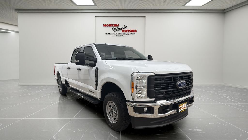 Used 2023 White Ford XL image 7