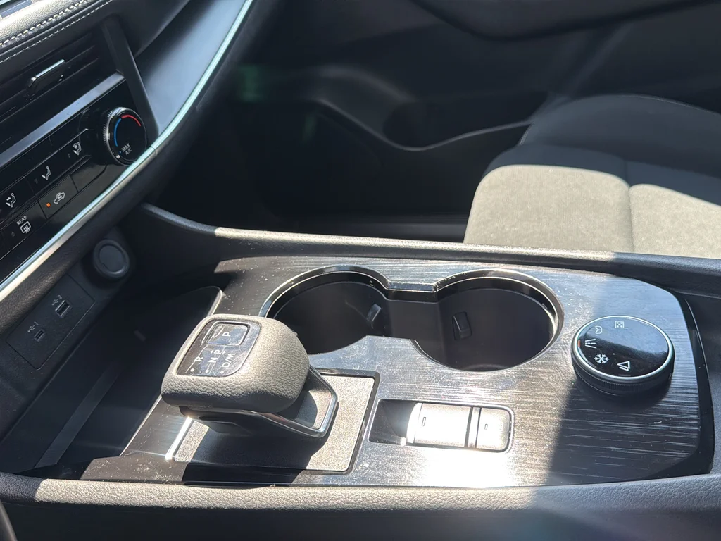 Used 2023 Gray Nissan S image 20