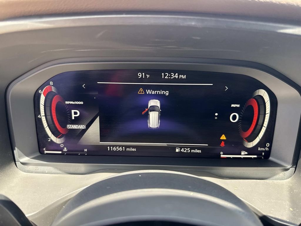 Used 2021 Gray Nissan Platinum image 39