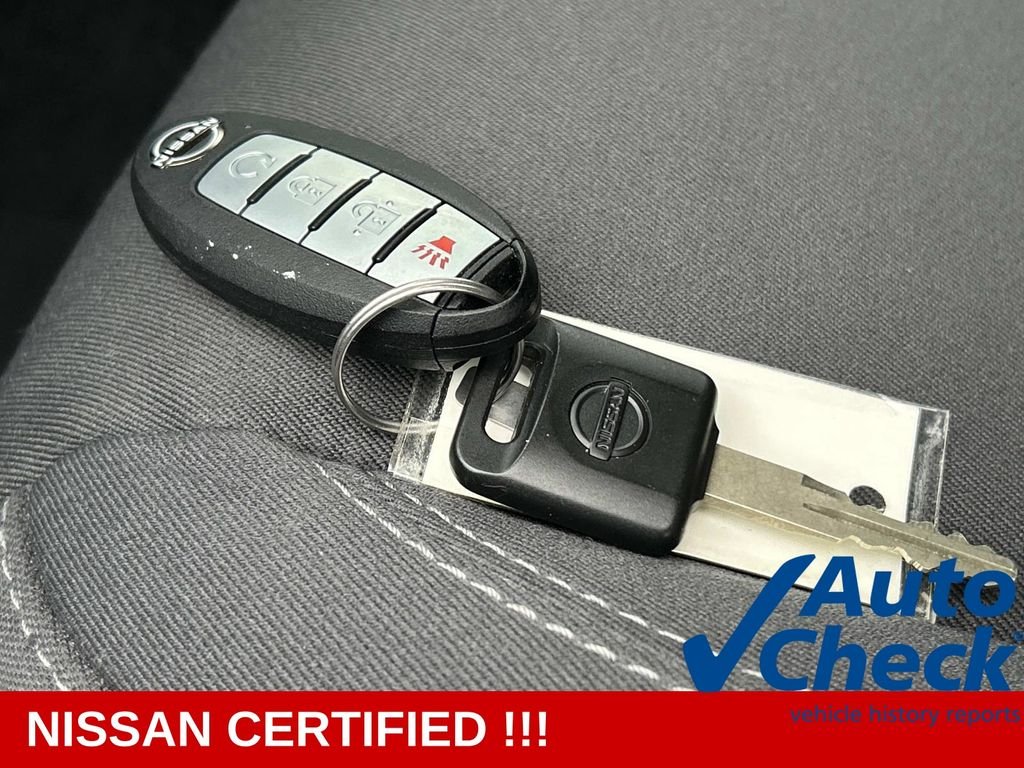 Used 2025 Gray Nissan SV image 10