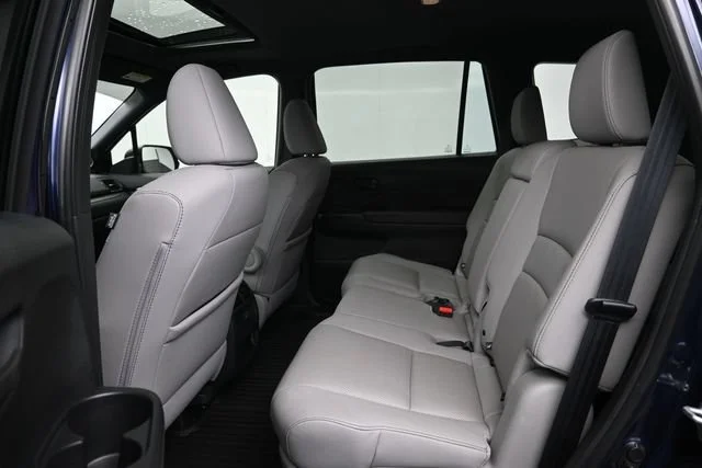 Used 2023 Blue Honda EX-L image 22