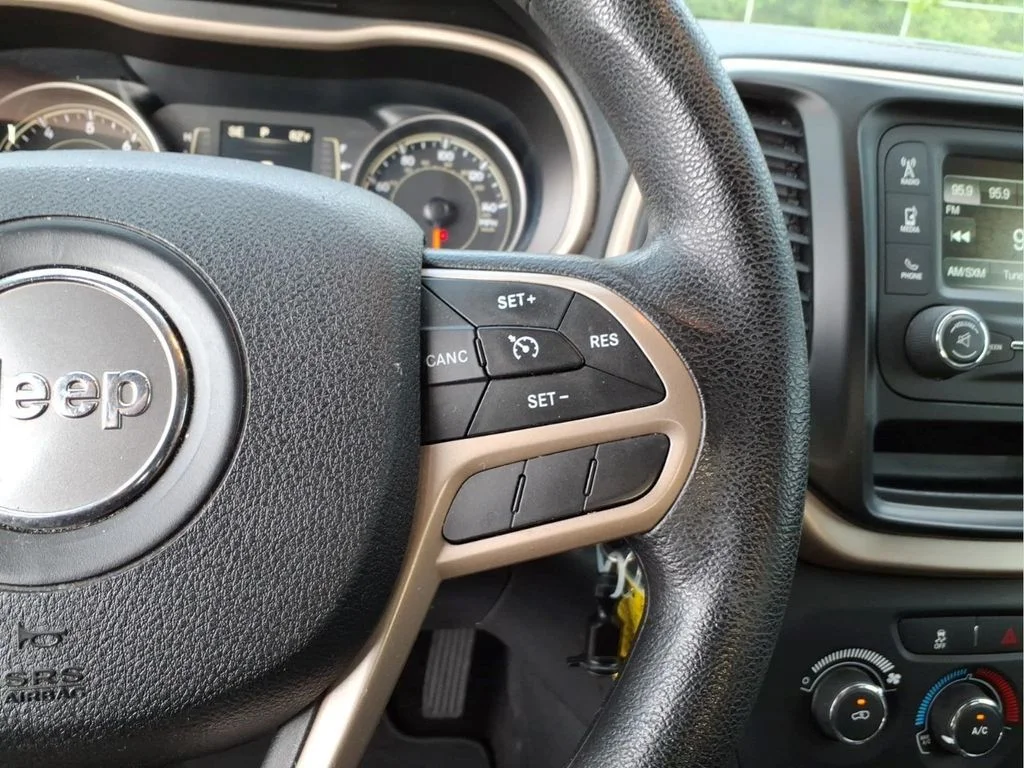 Used 2017 Red Jeep Sport image 25