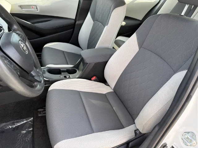 Used 2023 White Toyota LE image 33