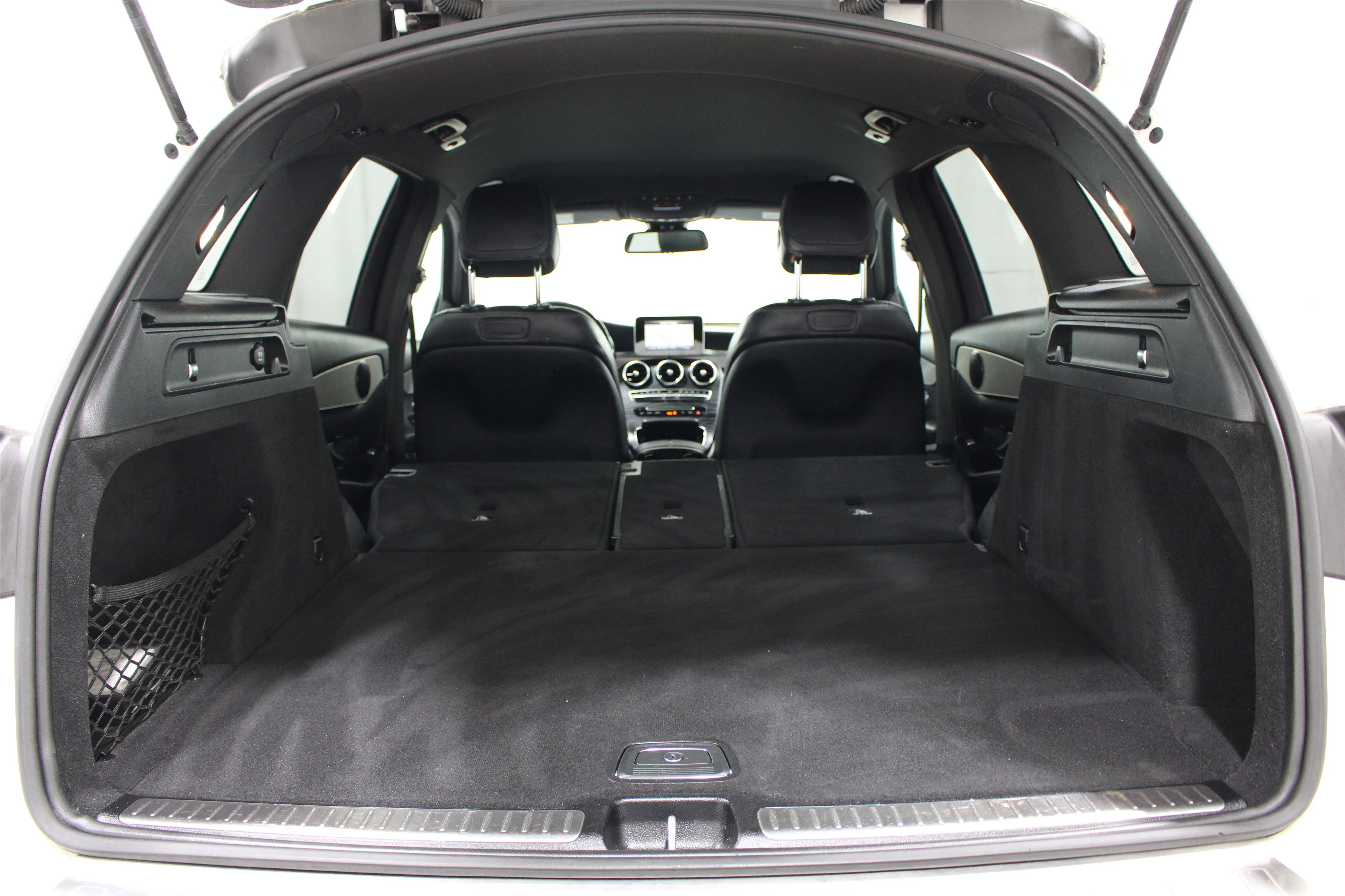 Used 2019 Polar White Mercedes-Benz GLC 300 image 23