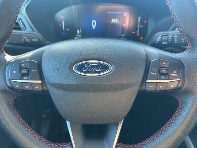 2025 Ford Escape ST-Line - Photo 15